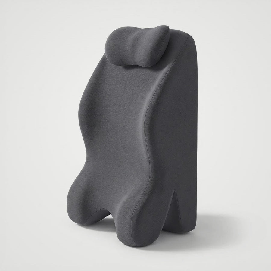 Le coussin de lecture gris de trois quarts